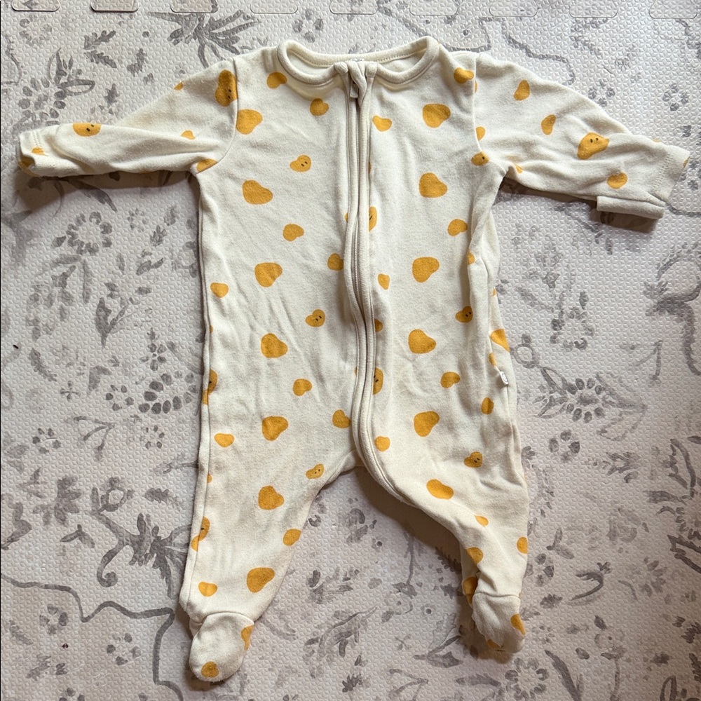 Mori Clever Zip Baby Pajamas - Yellow Hearts (0-3mo)